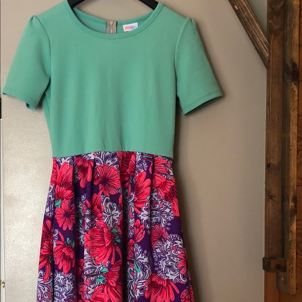 Lularoe Amelia dress